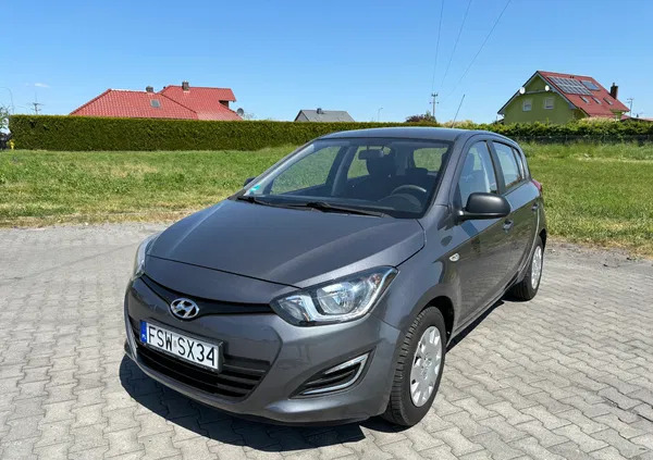 hyundai i20 Hyundai i20 cena 24999 przebieg: 115000, rok produkcji 2014 z Świebodzin